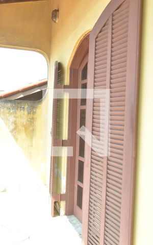 Casa à venda com 129m², 3 quartos e 2 vagasSacada