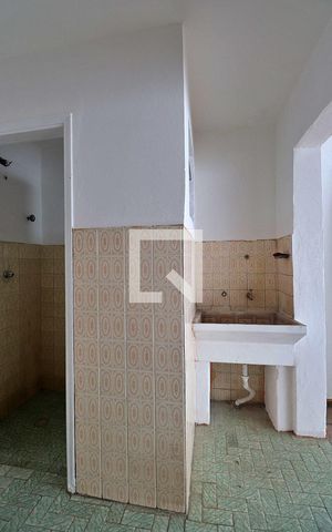 Casa à venda com 120m², 2 quartos e 1 vagaÁrea de Serviço