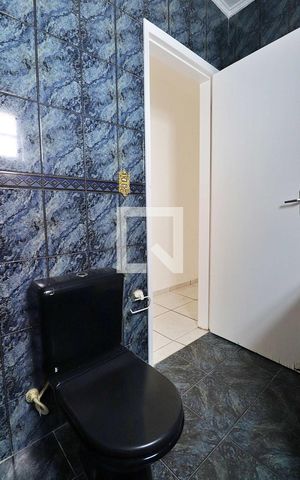 Casa à venda com 120m², 2 quartos e 1 vagaBanheiro