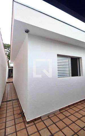 Casa à venda com 120m², 2 quartos e 1 vagaQuintal