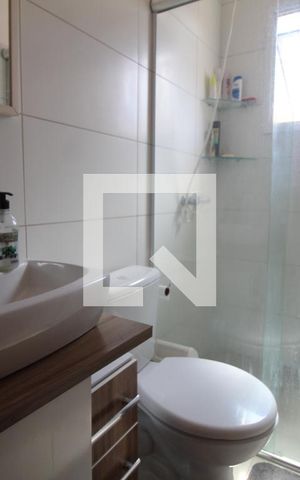 Casa de condomínio à venda com 44m², 2 quartos e 1 vagaBanheiro