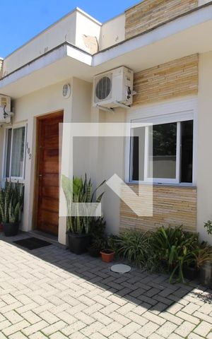 Casa de condomínio à venda com 44m², 2 quartos e 1 vagaFachada Frente