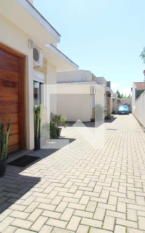 Casa de condomínio à venda com 44m², 2 quartos e 1 vagaEntrada