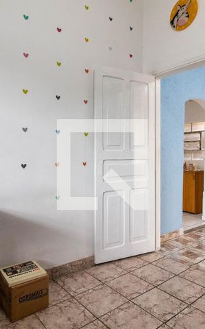 Casa à venda com 180m², 5 quartos e 1 vaga Casa à venda com 180m², 5 quartos e 1 vagaQuarto 3