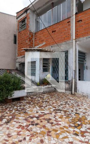 Casa à venda com 180m², 5 quartos e 1 vaga Casa à venda com 180m², 5 quartos e 1 vagaQuintal Superior