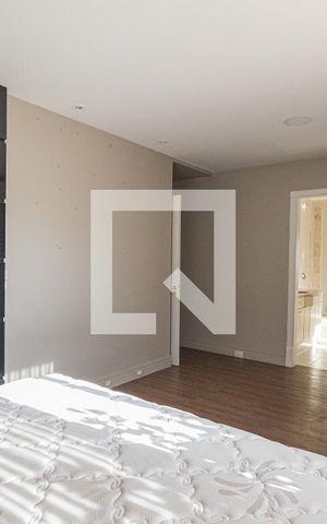 Apartamento à venda com 384m², 3 quartos e 4 vagas Apartamento à venda com 384m², 3 quartos e 4 vagasSuite 1