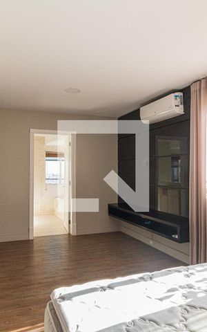 Apartamento à venda com 384m², 3 quartos e 4 vagas Apartamento à venda com 384m², 3 quartos e 4 vagasSuite 1