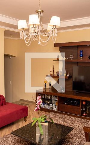 Casa à venda com 225m², 4 quartos e 2 vagasSala de Estar