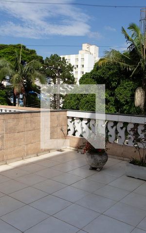 Casa à venda com 225m², 4 quartos e 2 vagasvaranda