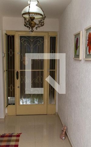 Casa à venda com 225m², 4 quartos e 2 vagasCorredor