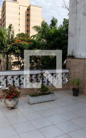 Casa à venda com 225m², 4 quartos e 2 vagasvaranda