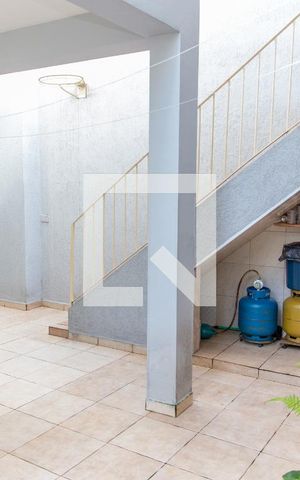 Casa à venda com 225m², 4 quartos e 2 vagasQuintal