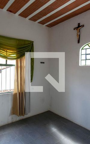 Casa à venda com 360m², 3 quartos e 1 vaga Casa à venda com 360m², 3 quartos e 1 vagaBarracão - Quarto