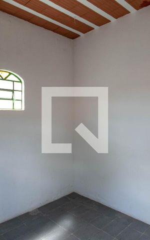 Casa à venda com 360m², 3 quartos e 1 vaga Casa à venda com 360m², 3 quartos e 1 vagaBarracão - Quarto