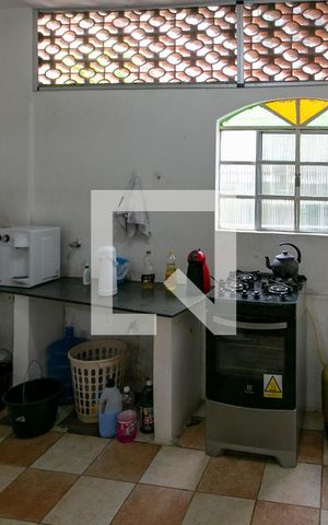 Casa à venda com 360m², 3 quartos e 1 vaga Casa à venda com 360m², 3 quartos e 1 vagaCozinha