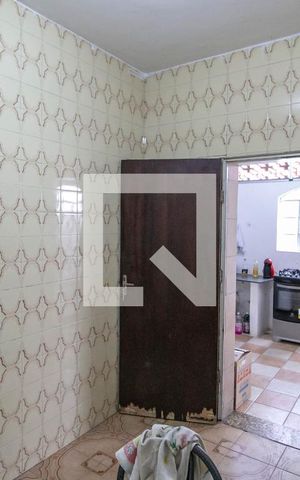 Casa à venda com 360m², 3 quartos e 1 vaga Casa à venda com 360m², 3 quartos e 1 vagaCozinha