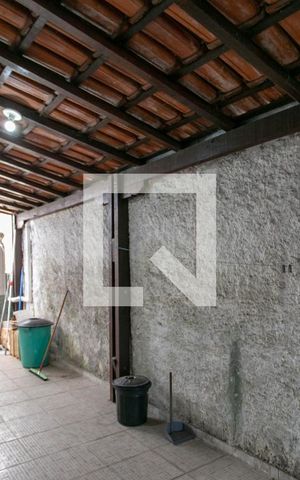 Casa à venda com 360m², 3 quartos e 1 vaga Casa à venda com 360m², 3 quartos e 1 vagaÁrea de Serviço