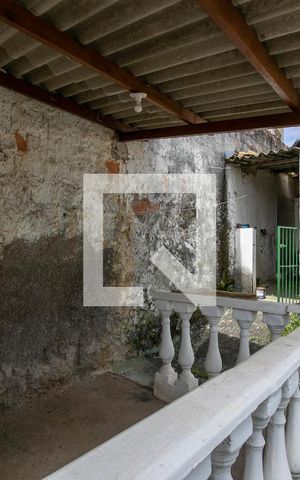 Casa à venda com 360m², 3 quartos e 1 vaga Casa à venda com 360m², 3 quartos e 1 vagaBarracão - Varanda