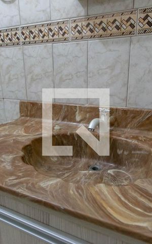 Casa à venda com 360m², 3 quartos e 1 vaga Casa à venda com 360m², 3 quartos e 1 vagaBanheiro Social