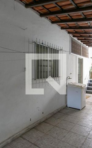 Casa à venda com 360m², 3 quartos e 1 vaga Casa à venda com 360m², 3 quartos e 1 vagaÁrea de Serviço