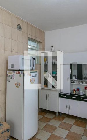 Casa à venda com 360m², 3 quartos e 1 vaga Casa à venda com 360m², 3 quartos e 1 vagaCozinha