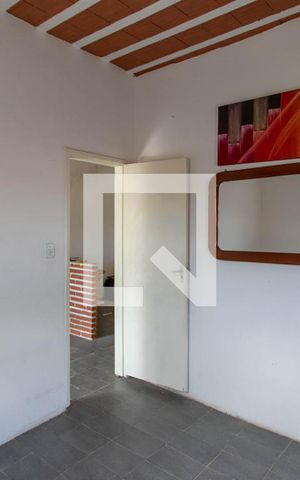 Casa à venda com 360m², 3 quartos e 1 vaga Casa à venda com 360m², 3 quartos e 1 vagaBarracão - Quarto