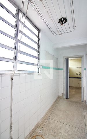 Apartamento à venda com 156m², 3 quartos e 1 vagaÁrea de Serviço