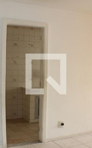 Apartamento à venda com 70m², 2 quartos e 1 vagaSala