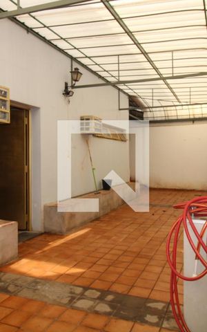 Casa à venda com 412m², 4 quartos e 5 vagasQuintal