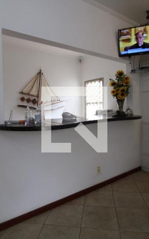Casa à venda com 412m², 4 quartos e 5 vagasSala
