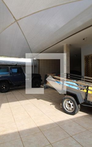 Casa à venda com 412m², 4 quartos e 5 vagasGaragem
