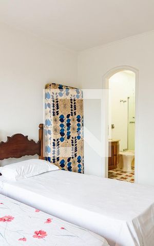 Casa para alugar com 400m², 4 quartos e 4 vagas Casa para alugar com 400m², 4 quartos e 4 vagasSuíte 2