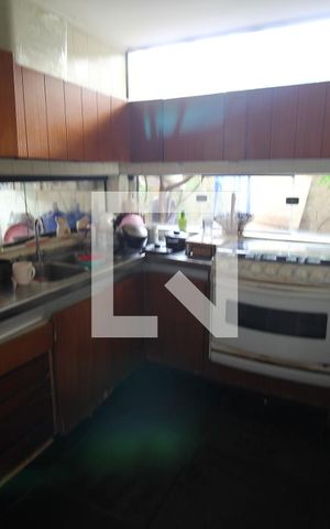 Casa à venda com 500m², 7 quartos e 4 vagasCozinha