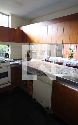 Casa à venda com 500m², 7 quartos e 4 vagasCozinha