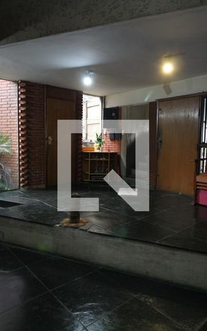 Casa à venda com 500m², 7 quartos e 4 vagasSala 1