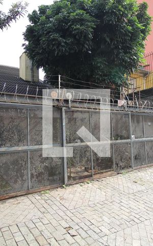Casa à venda com 500m², 7 quartos e 4 vagasFachada