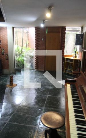 Casa à venda com 500m², 7 quartos e 4 vagasSala 1