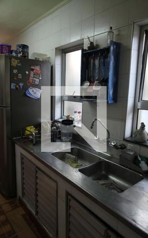Casa à venda com 500m², 7 quartos e 4 vagasCozinha 2