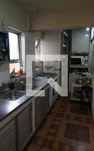 Casa à venda com 500m², 7 quartos e 4 vagasCozinha 2