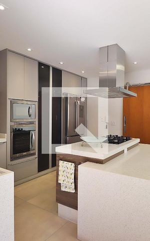 Casa à venda com 316m², 3 quartos e 6 vagasCozinha