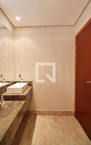 Casa à venda com 316m², 3 quartos e 6 vagasLavabo