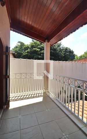 Casa à venda com 316m², 3 quartos e 6 vagasVaranda
