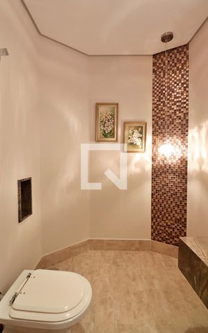 Casa à venda com 316m², 3 quartos e 6 vagasLavabo