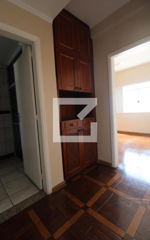 Apartamento à venda com 80m², 2 quartos e 1 vagaCorredor