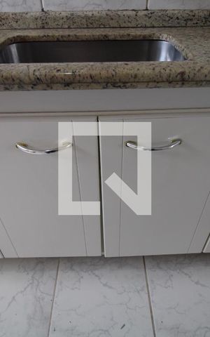Apartamento à venda com 80m², 2 quartos e 1 vagaCozinha