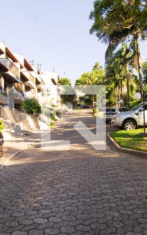 Casa de condomínio à venda com 174m², 4 quartos e 3 vagas Casa de condomínio à venda com 174m², 4 quartos e 3 vagasÁrea comum