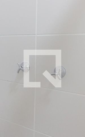 Apartamento para alugar com 55m², 2 quartos e 1 vaga Apartamento para alugar com 55m², 2 quartos e 1 vagaBanheiro da Suíte