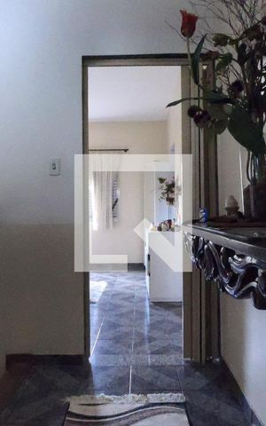 Casa à venda com 198m², 2 quartos e 2 vagasCorredor