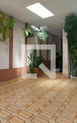 Casa à venda com 198m², 2 quartos e 2 vagasGaragem