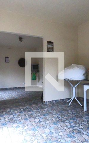 Casa à venda com 198m², 2 quartos e 2 vagasÁrea de Serviço
